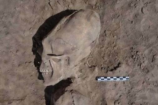 Nephilim Skull Mexico Photo by Cristina Garcia Moreno INAH2 450x299 13 Nephilim Skulls Found In Mexico?