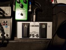 FS-6 mounted on my pedal board with connected to DC power line